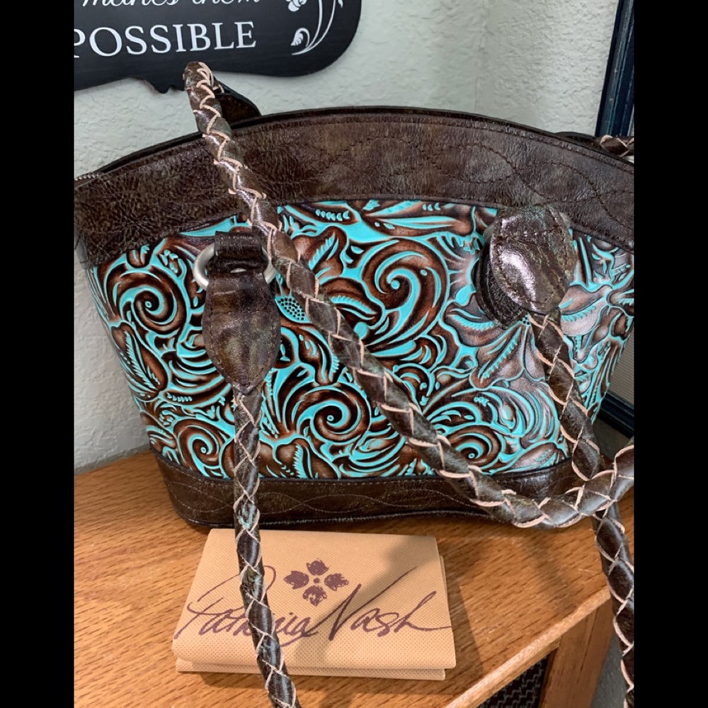NWT Patricia Nash Zorita Satchel
Tooled Turquoise